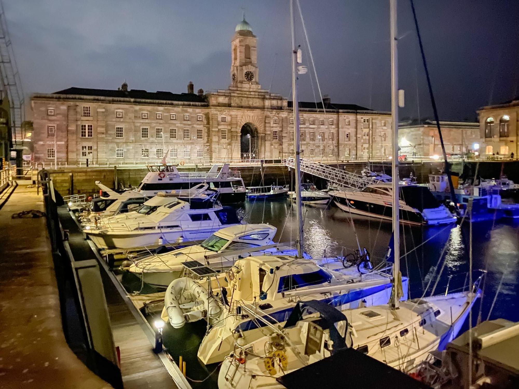 The Sail Loft - Royal William Yard Apartment Millbrook Ngoại thất bức ảnh